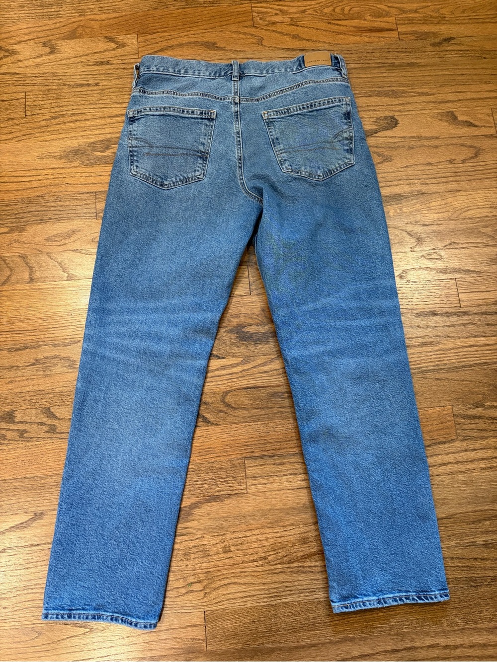American Eagle High-Waisted Straight Leg Jeans, Classic Medium, size 10 - Picture 2 of 7